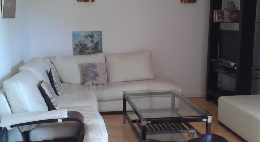 Appart Ensoleille Proche Remparts アヴィニョン 部屋 写真