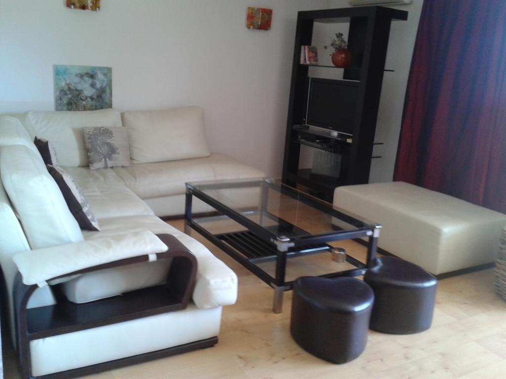 Appart Ensoleille Proche Remparts アヴィニョン 部屋 写真